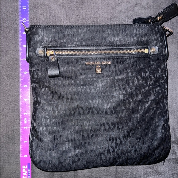 Michael Kors Black Crossbody Bag- strap not original - Picture 5 of 10